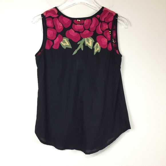 NWT Fashion People | Floral Embroidered Top Sz S - Picture 2 of 6
